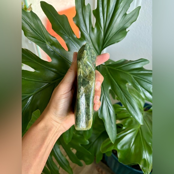 Nephrite Jade Freeform - Picture 6 of 8